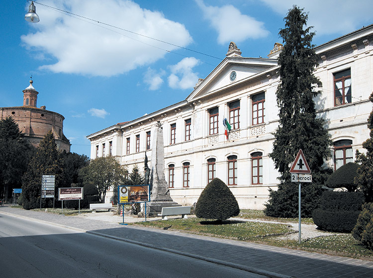 SCUOLA ELEMENTARE GARIBALDI