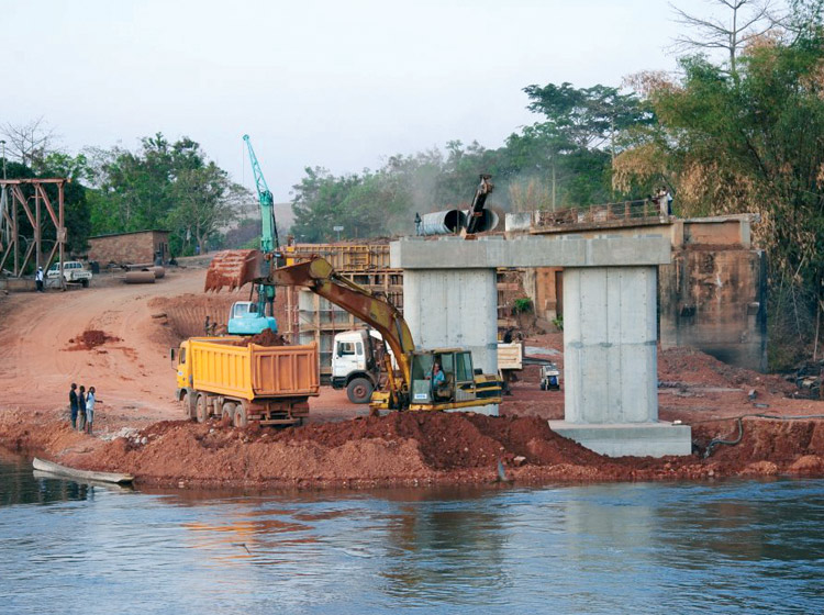 COSTRUZIONE PONTE BOUANSA