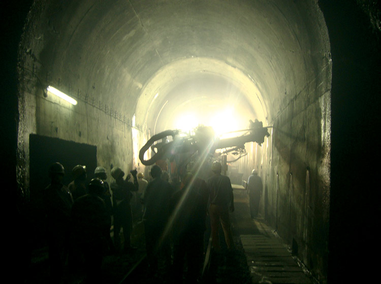 RIABILITAZIONE TUNNEL FERROVIARIO