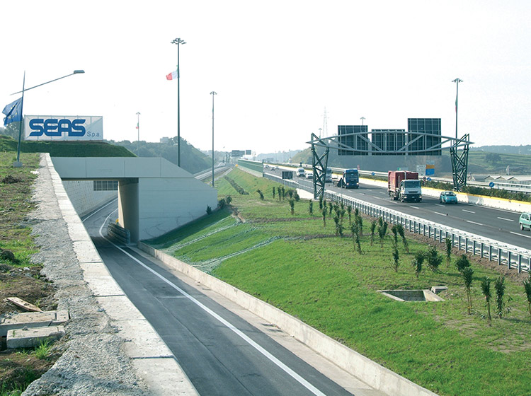 AUTOSTRADA GRANDE RACCORDO ANULARE